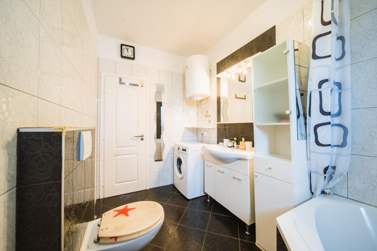 Chiara With Private Pool And Garden * Porec