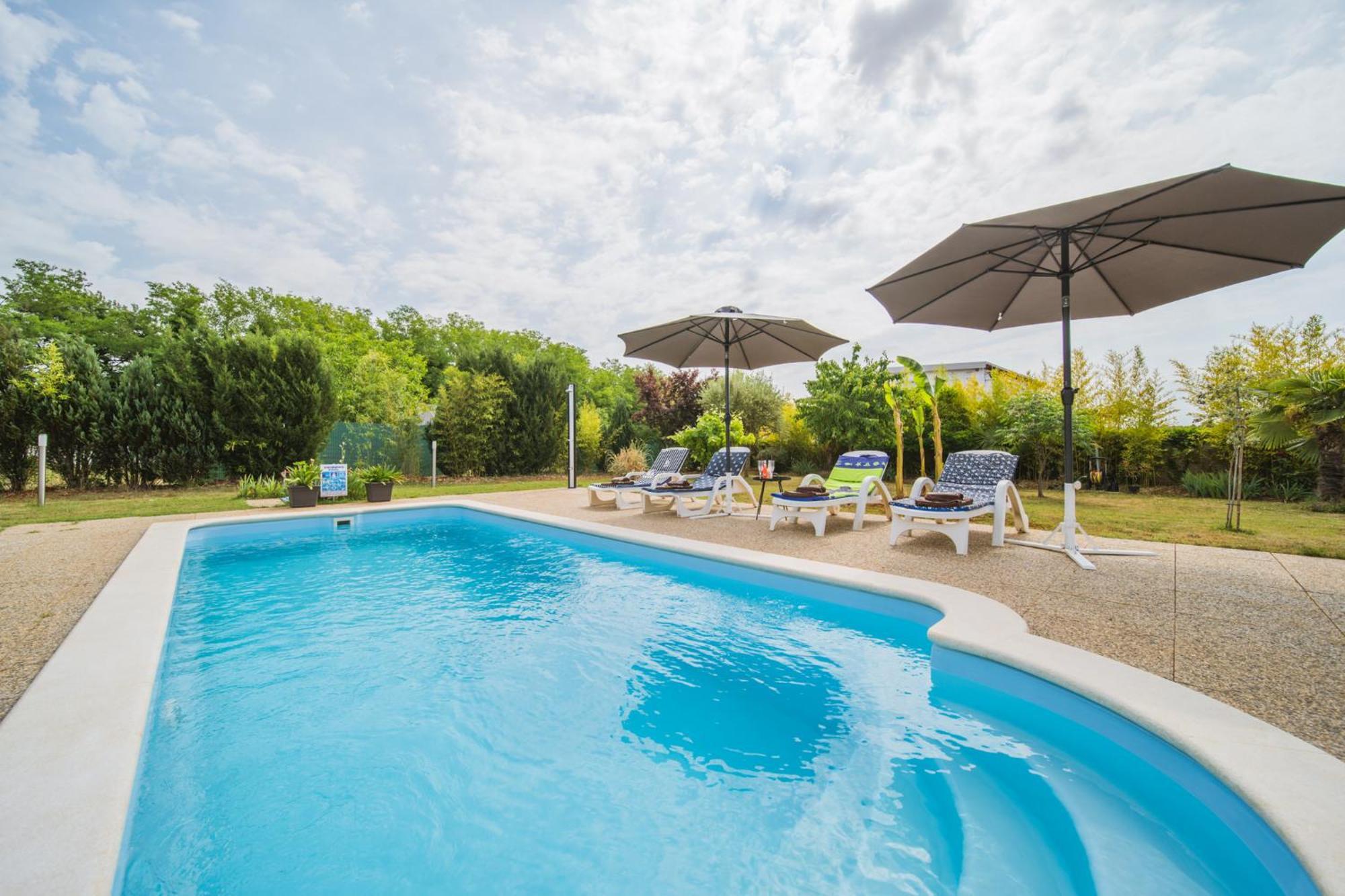 Chiara With Private Pool And Garden *