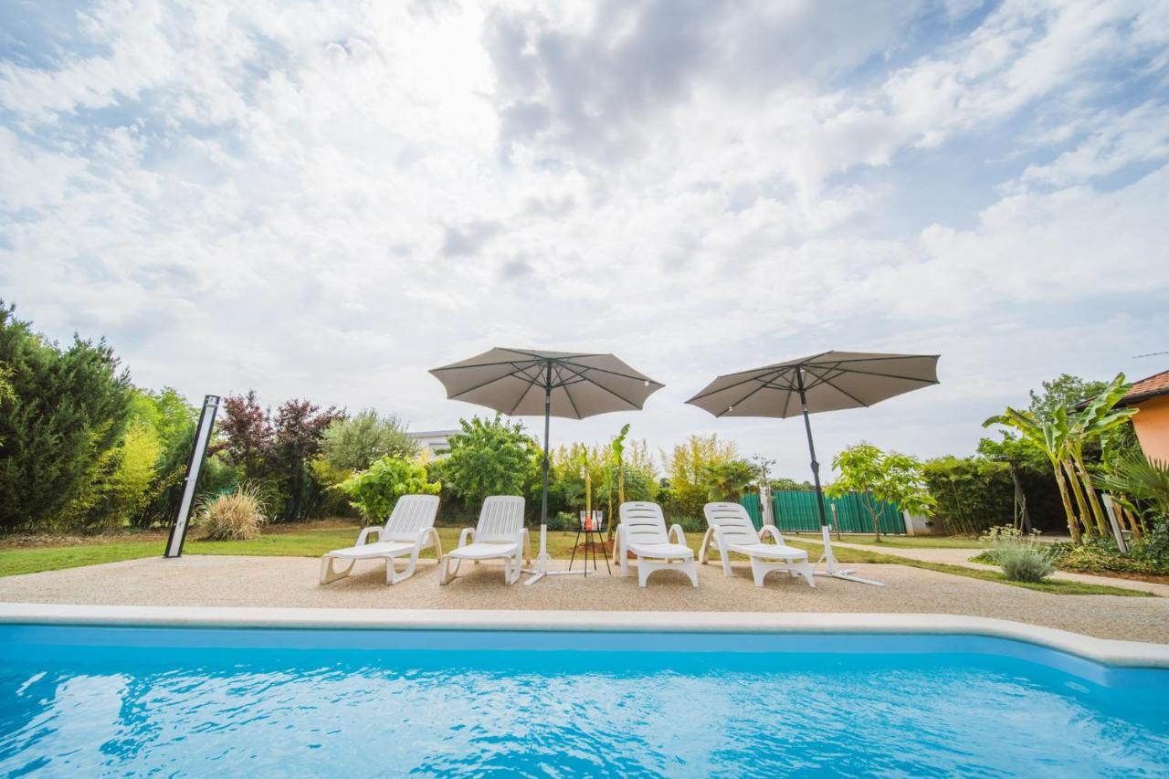 Chiara With Private Pool And Garden Villa *