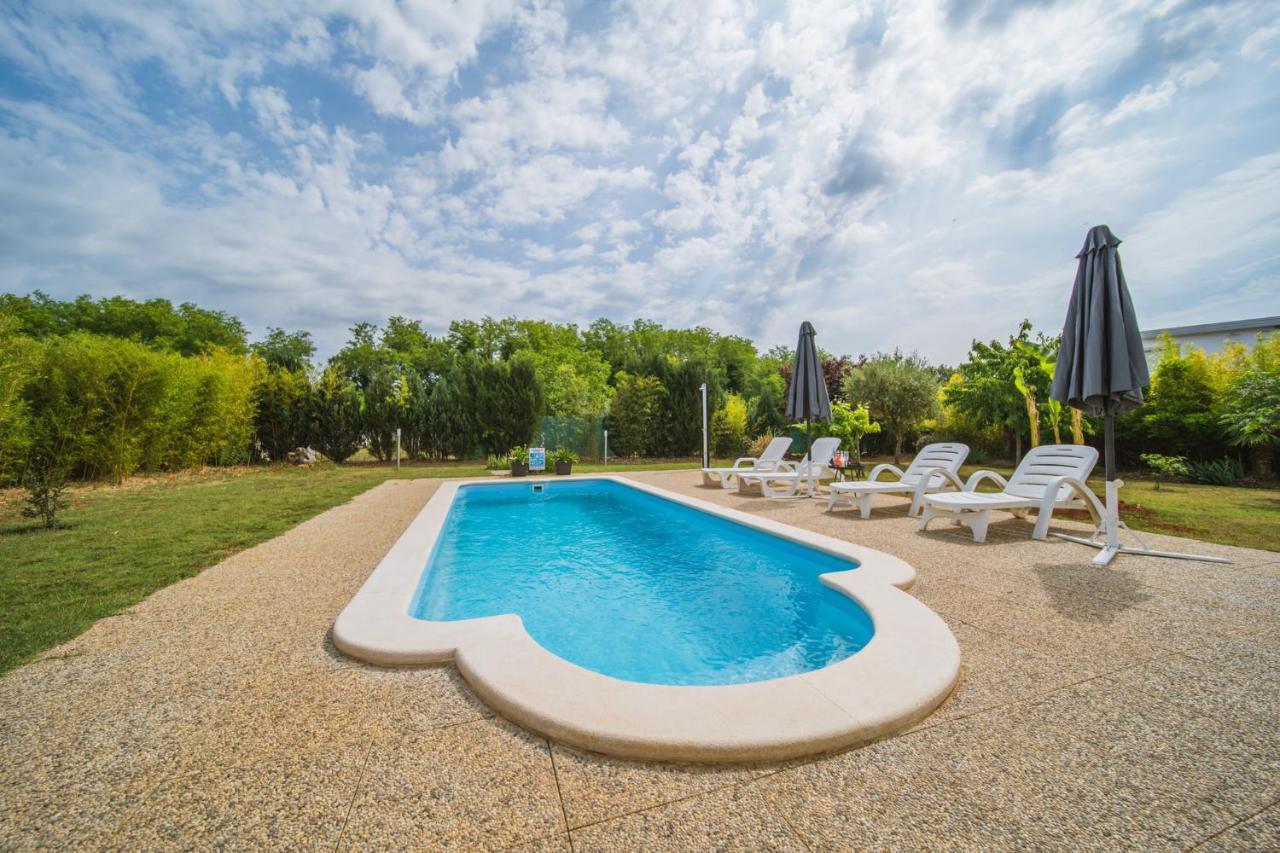 Chiara With Private Pool And Garden Villa Poreč