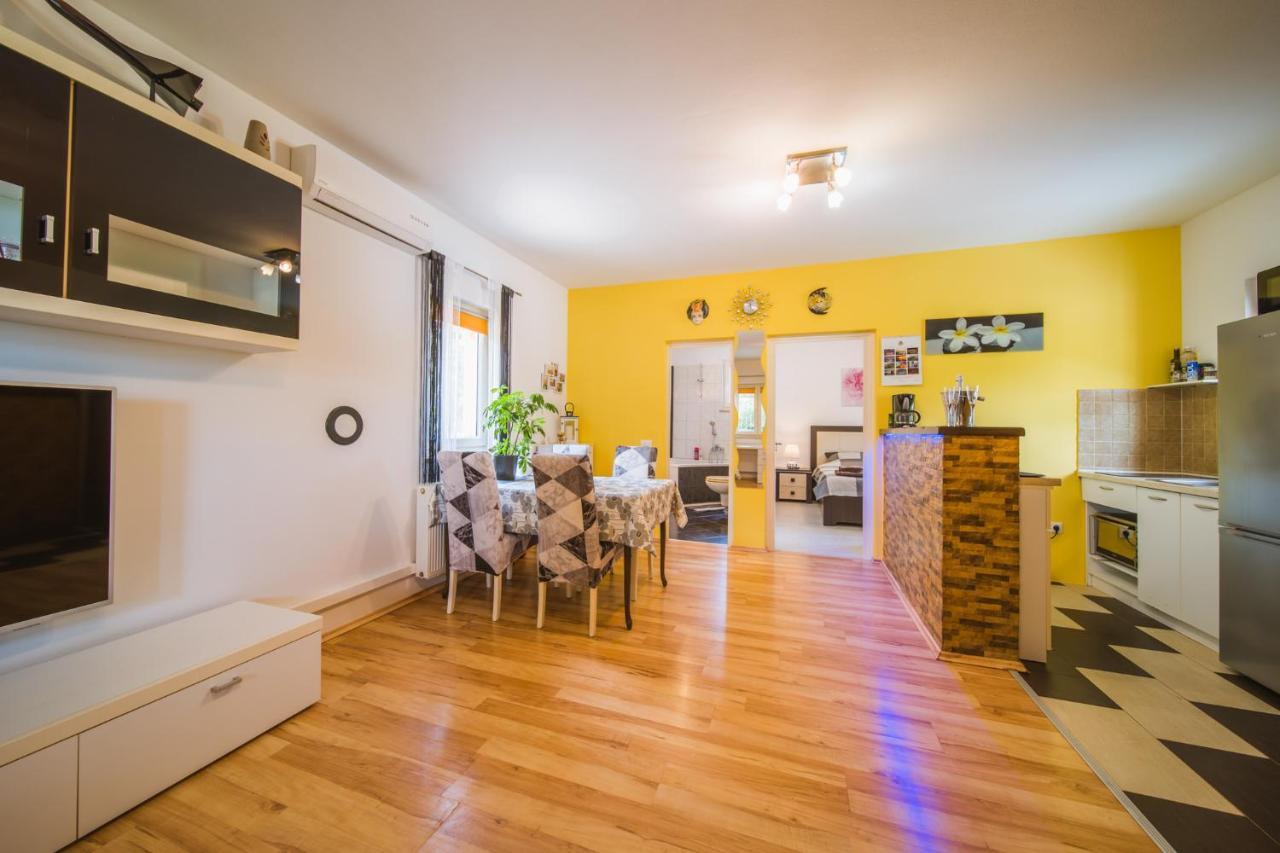 Chiara With Private Pool And Garden *